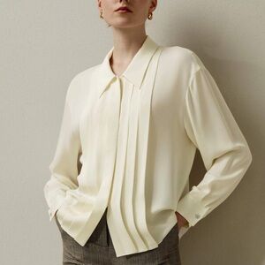 Chaus Cream Pleated Blouse